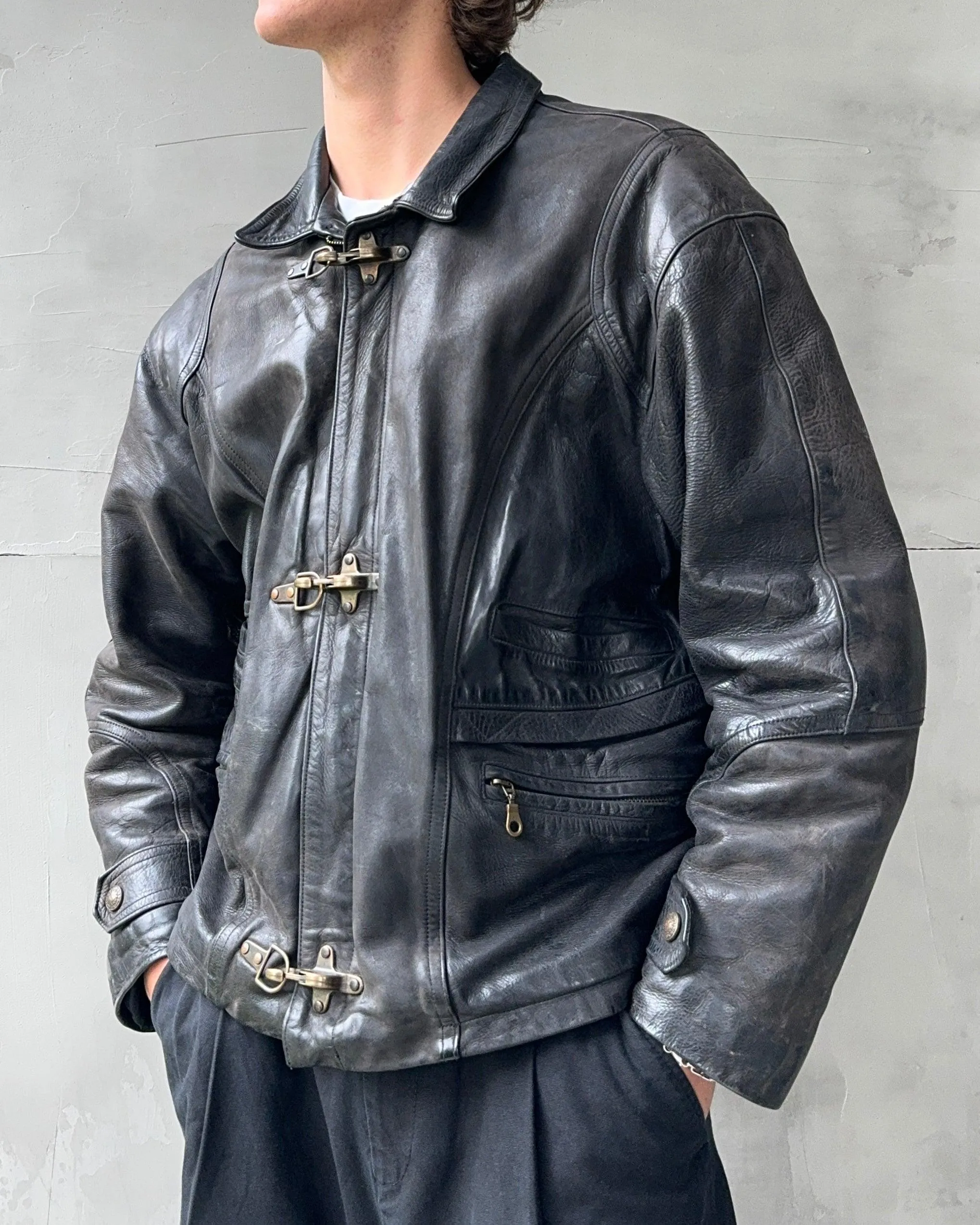 1980'S FIREMAN CLASP LEATHER JACKET - L