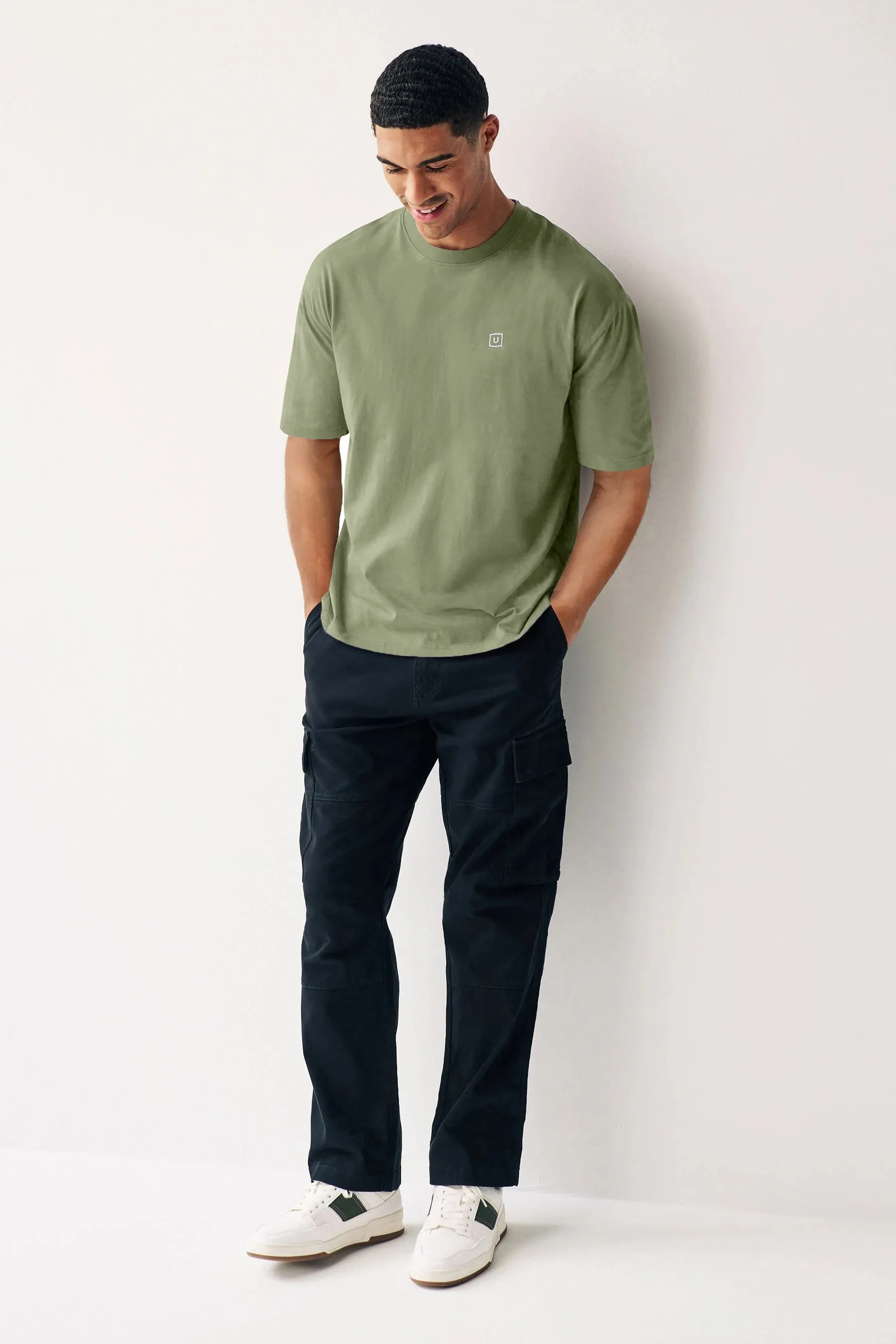 Men's Lint Green Solid Round Neck Oversized Half Sleeve Cotton T-Shirt