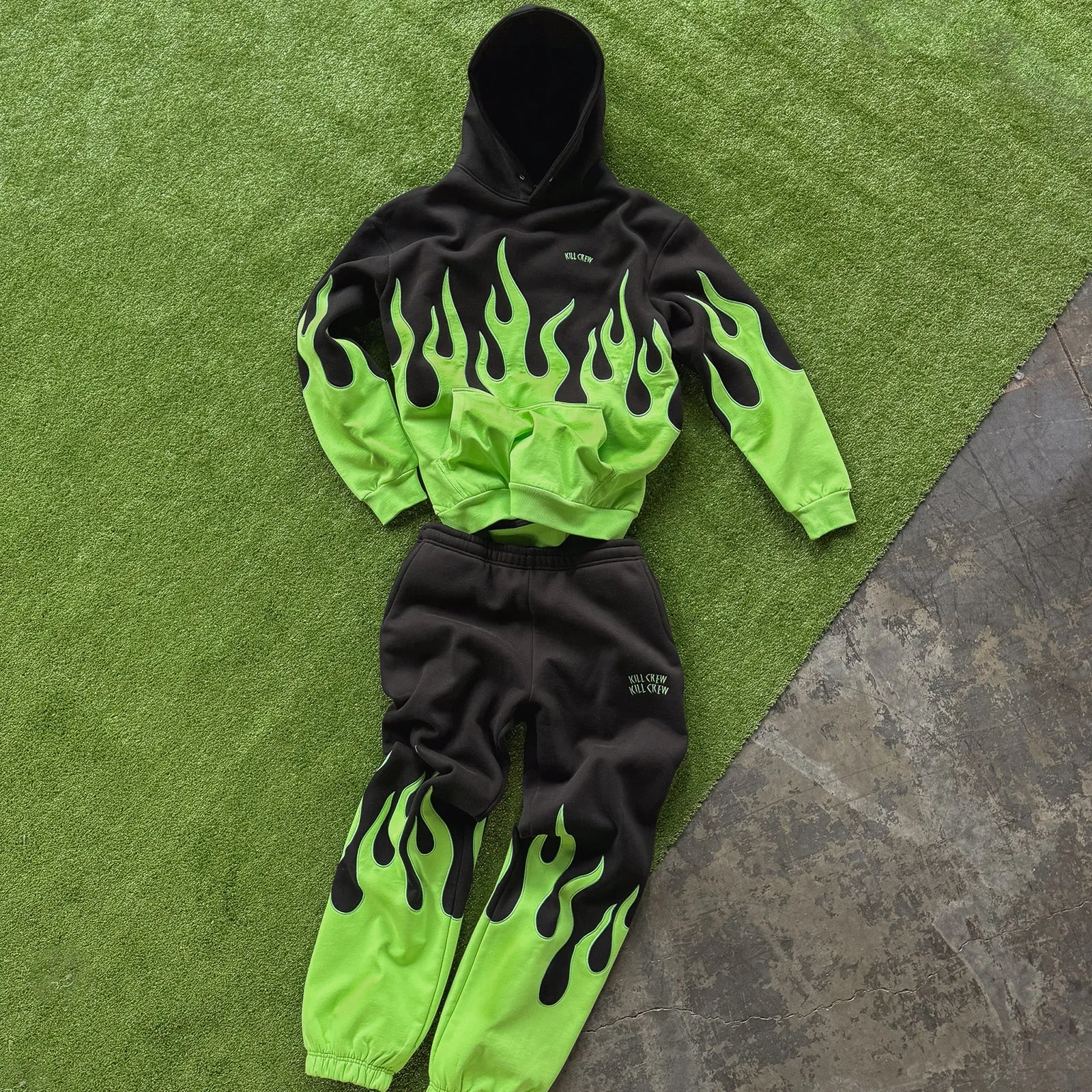 OVERSIZED PREMIUM HEATER HOODIE - BLACK / GREEN