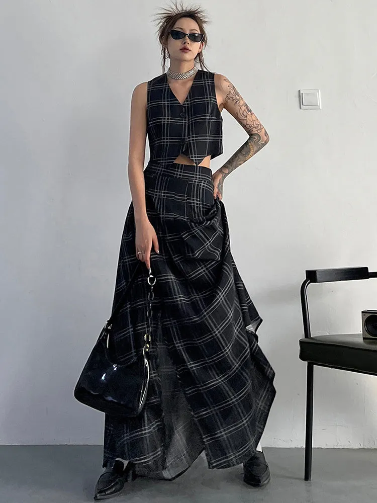 Tihee Plaid Cropped Vest - Black and Gray